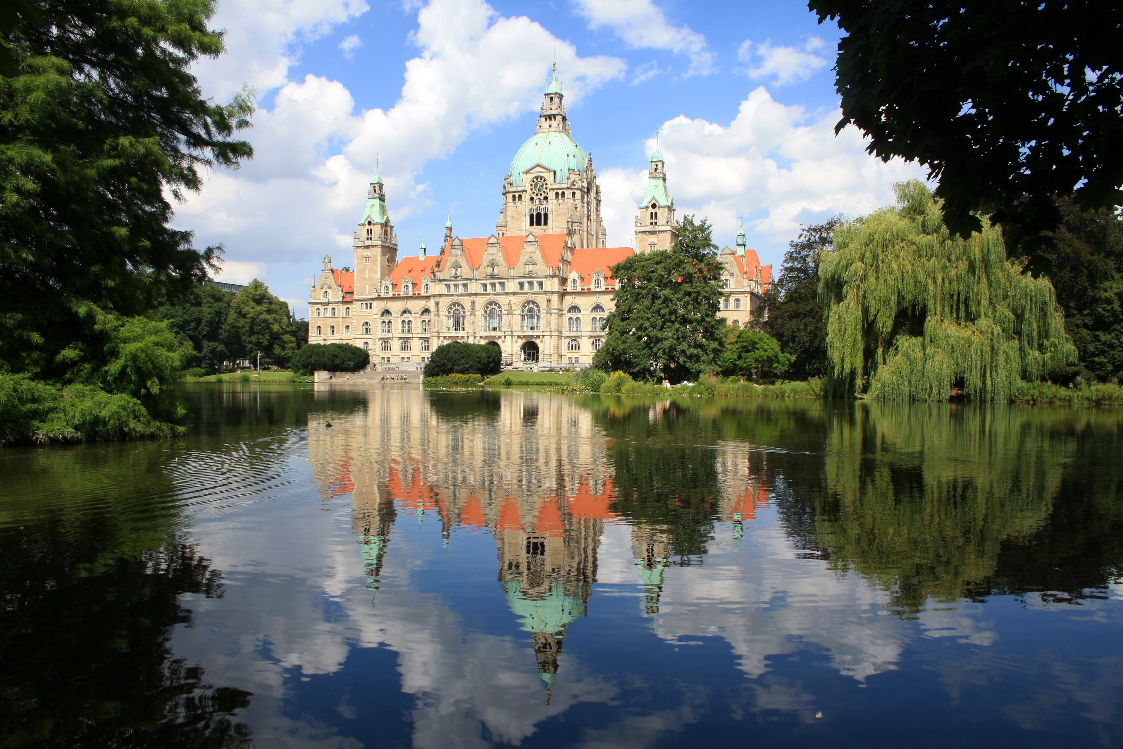 Maschsee (Spiegelung Rathaus)